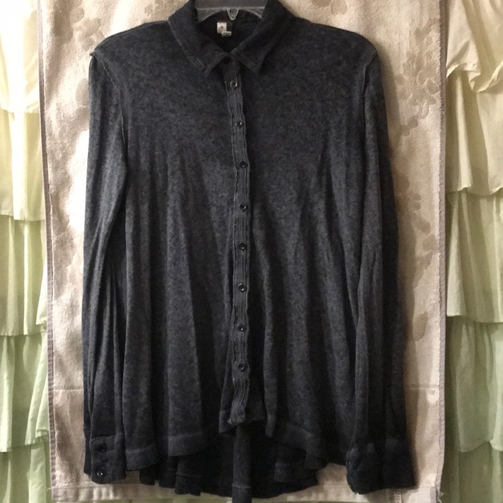 Free People/We The Free/linen/cotton drapey top.